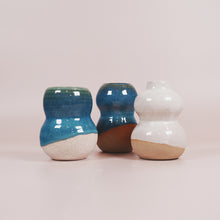 Load image into Gallery viewer, Handmade Pottery Vase - Hunter Valley Ceramics
